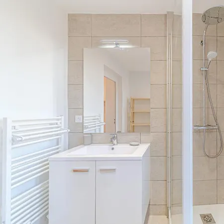 Apartment Quiet In Close To Metro Shops & Confluence *